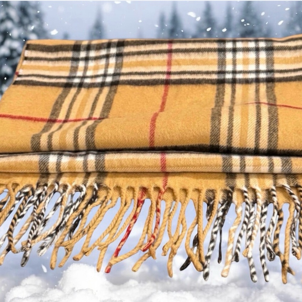 V. FRAAS tartan plaid fringe  Scarf